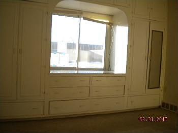 5th image of 642 Fairview Ave N