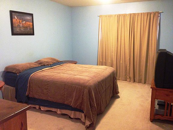 5th image of 10410 192nd Street Ct E