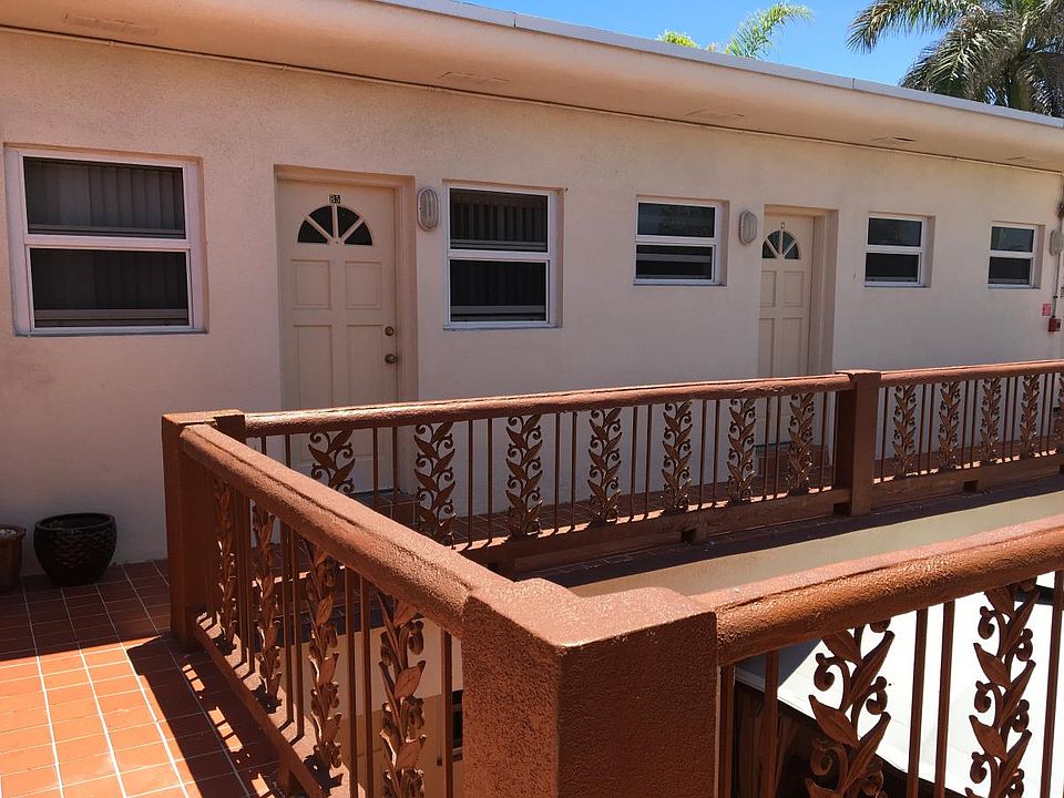 2nd image of 505 S Ocean Dr APT B5