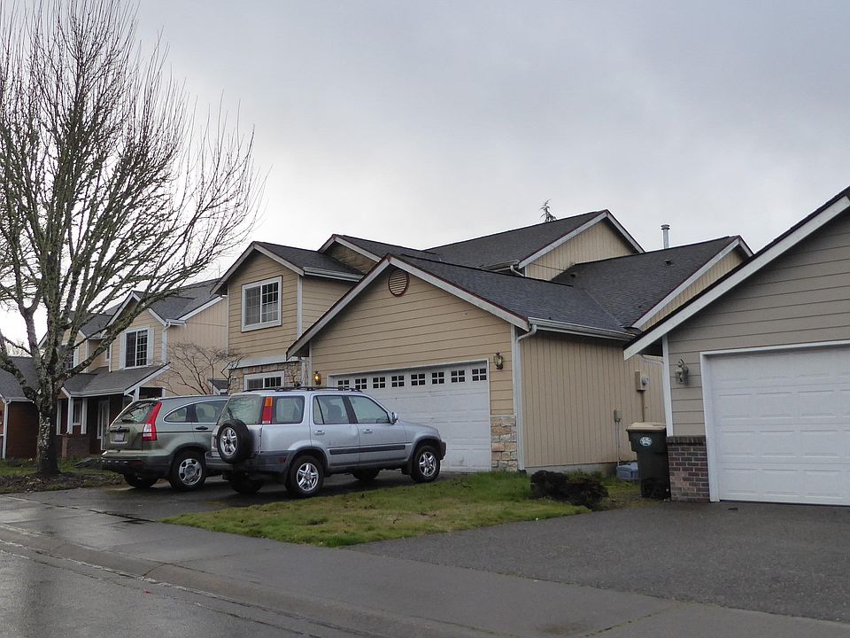 2nd image of 1720 53rd Loop SE