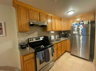 33-03 29th St #1A, Astoria, NY 11106
