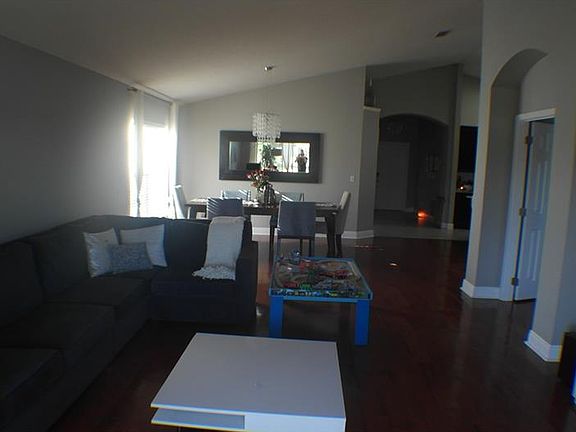 4th image of 2809 Alton Dr