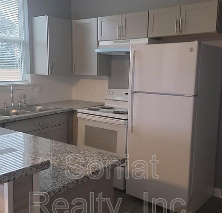 3rd image of 1725 Nunez St APT B-2b