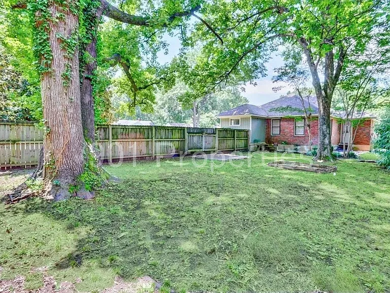 4694 Flamingo Rd — Photo 8