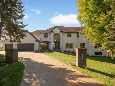 2555 Fox St, Wayzata, MN, 55391