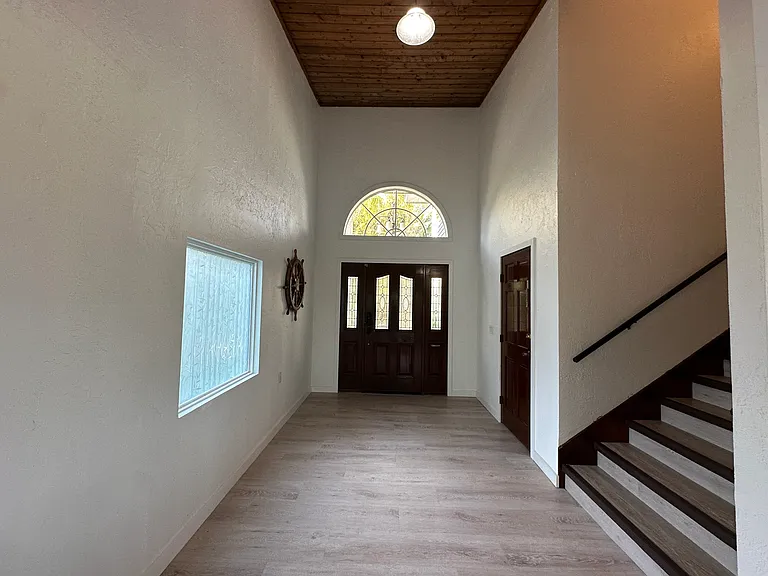 2650 Philippe Pkwy — Photo 61