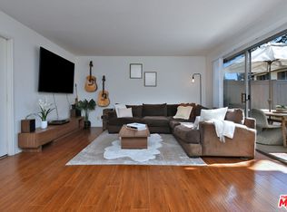 10341 Canoga Ave Unit 3, Chatsworth, CA