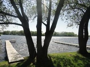 W1032 N Shore Dr, Saint Cloud, WI 53079