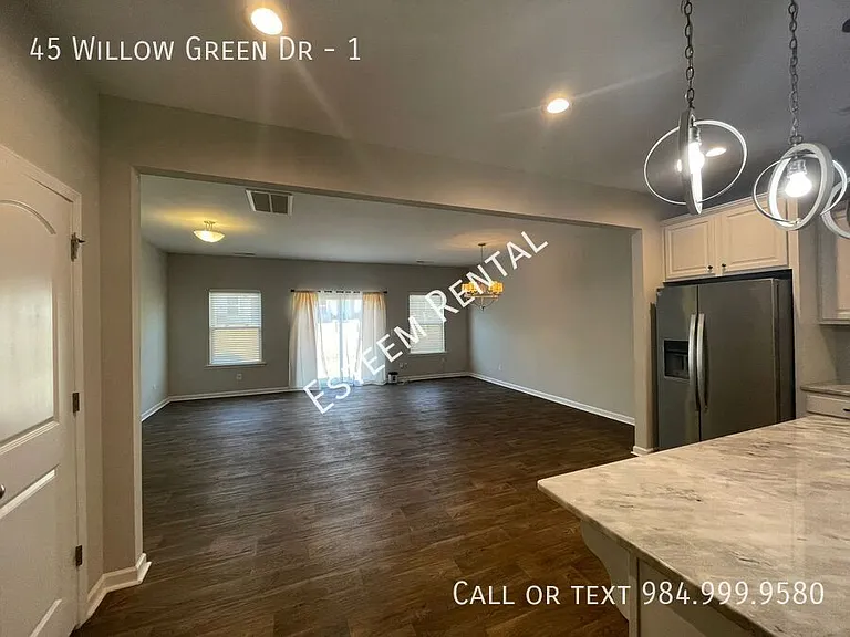 45 Willow Green Dr #1 — Photo 4