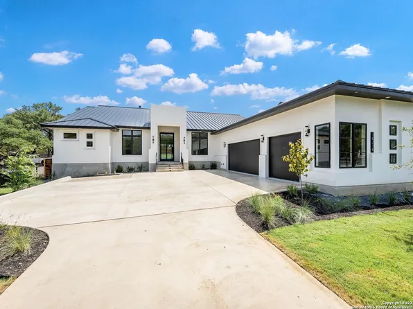 10210 DREAMLAND DR, San Antonio, TX 78230