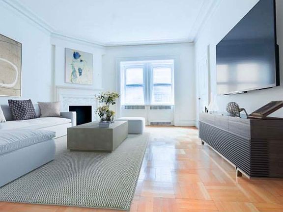 3rd image of 284 5th Ave #D8