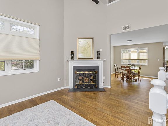 5th image of 63 Winthrop Rd #A