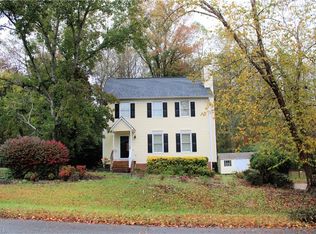 4261 Yeaton Glen Cir, Winston Salem, NC 27107