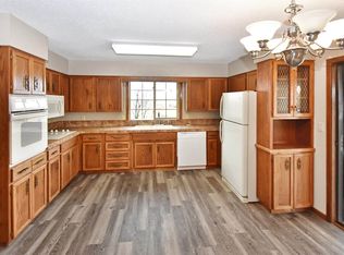 8989 62nd St NW, Ross, ND 58776