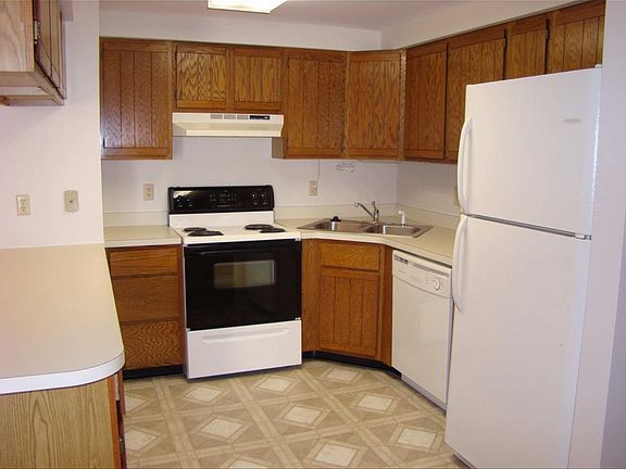 4th image of 1408 Bradley Dr #L-312