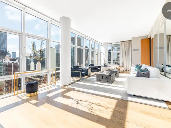 310 East 53rd Street image 1 of 12