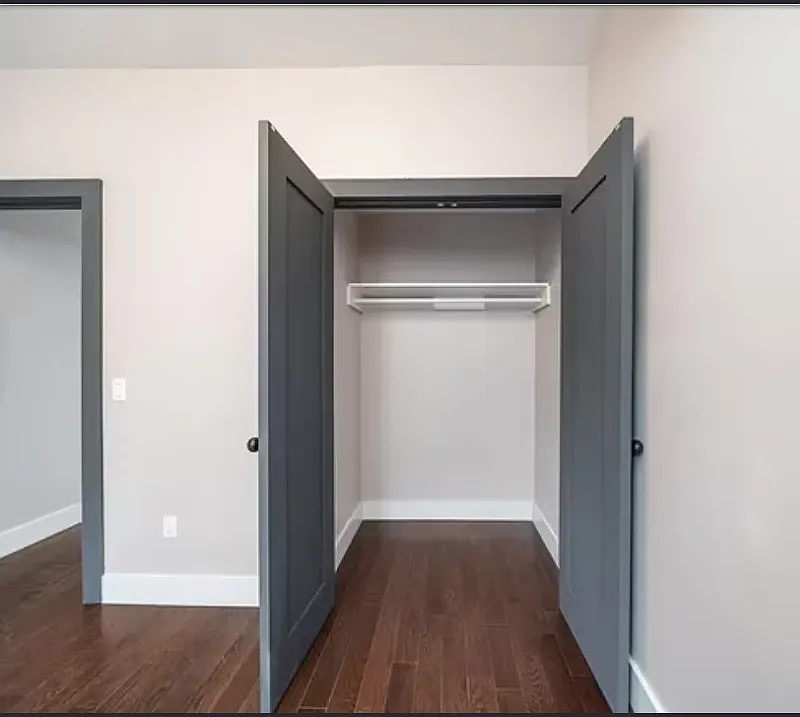 62 Vroom St #4