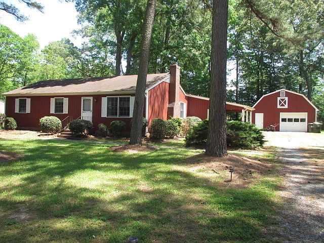 1st image of 216 Harwood Dr