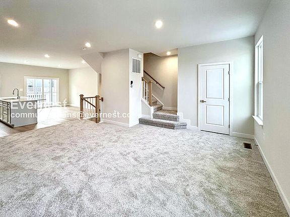 5th image of 4539 Camfield Ln