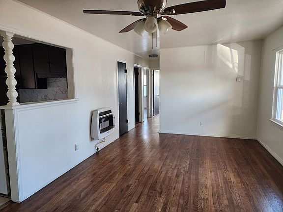 2nd image of 1017 Holly Dr