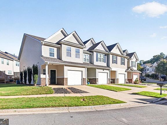 3rd image of 4766 Beacon Ridge Ln