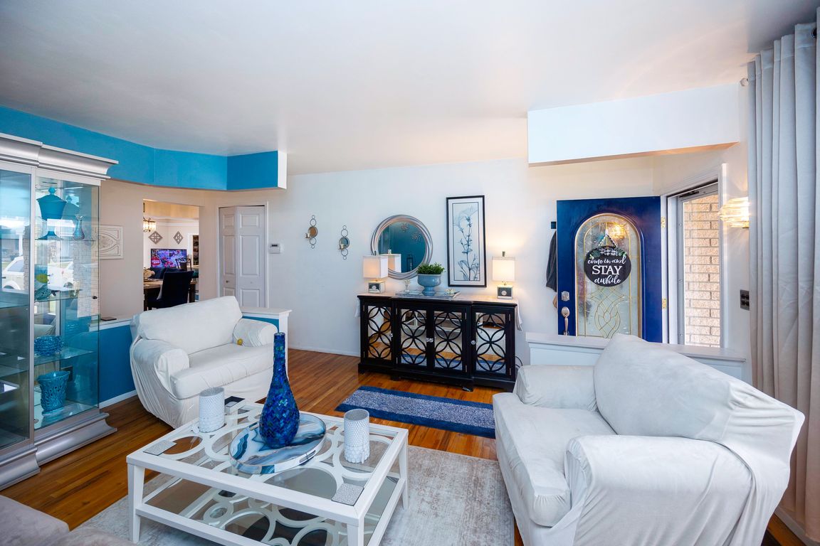 next background image