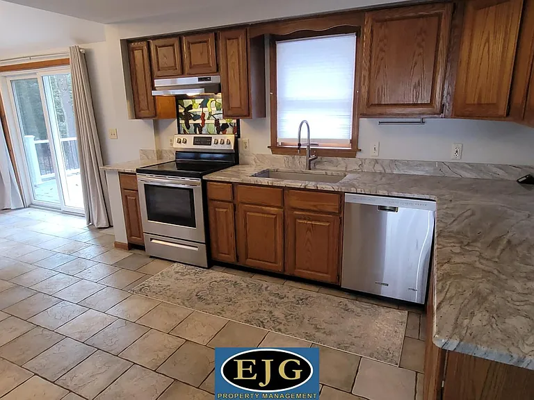 119 Haverhill Rd — Photo 9