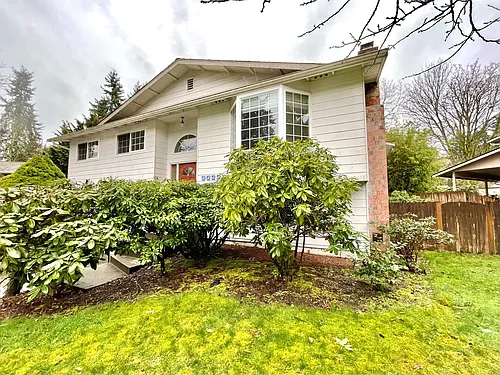 3023 NE 192nd St Photo 1 3023 NE 192nd St Photo 1