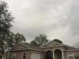 4 Village Center Cir, Homosassa, FL 34446