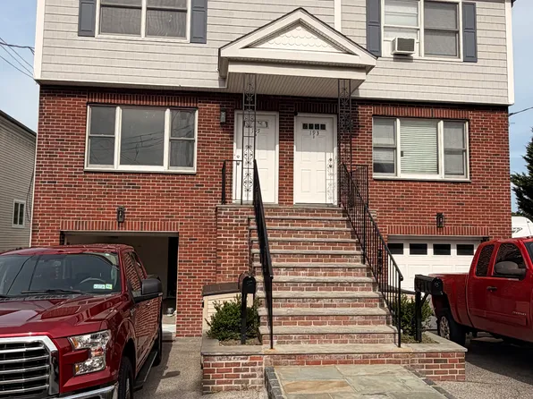 (undisclosed Address), Harrison, NY 10528
