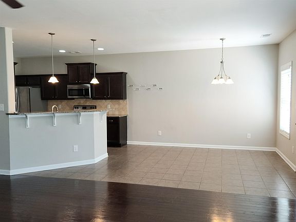 3rd image of 349 Briandwood Dr