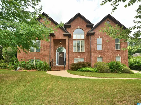 348 Deer Ridge Ln, Chelsea, AL 35043