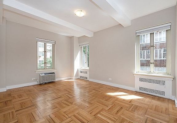 4th image of 36 E 36th St APT 4J