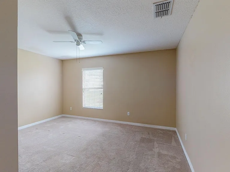 57 Pine Dr — Photo 37