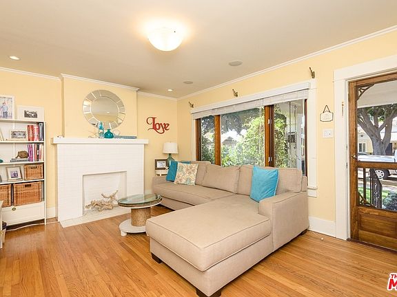 3rd image of 4118 Lincoln Ave