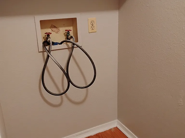 2321 Pinon Pl — Photo 34