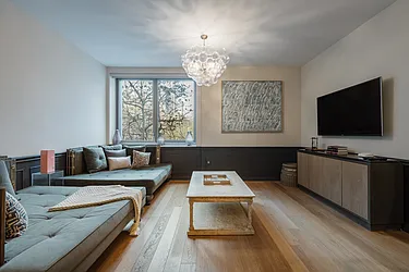360 East 89th Street, #4E