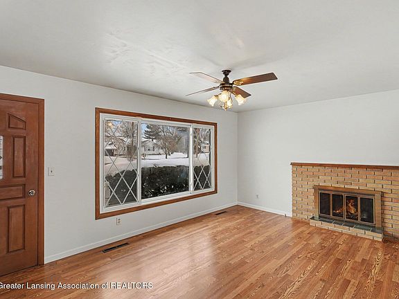 2nd image of 230 Elizabeth Dr