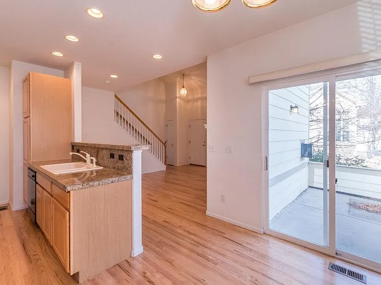 232 Remuda Ln — Photo 8