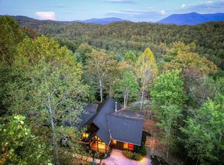 99 Dustin Dr S, Ellijay, GA 30540