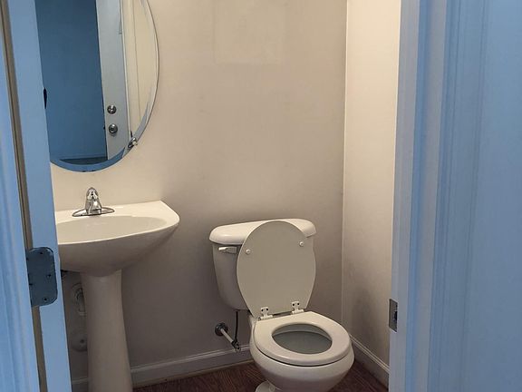 2nd image of 1516 Nevada Ave APT 5