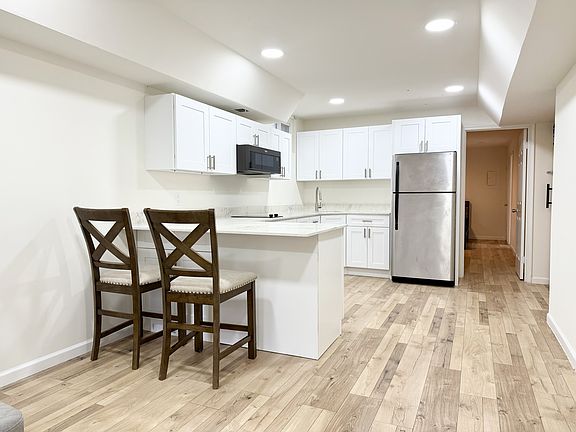 4th image of 5513 Tobego Ct #1