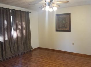 1027 Tice Rd, Falling Waters, WV 25419