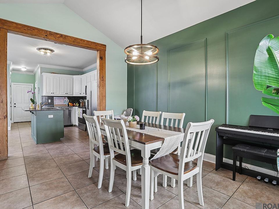 1st image of 2688 Old Towne Rd