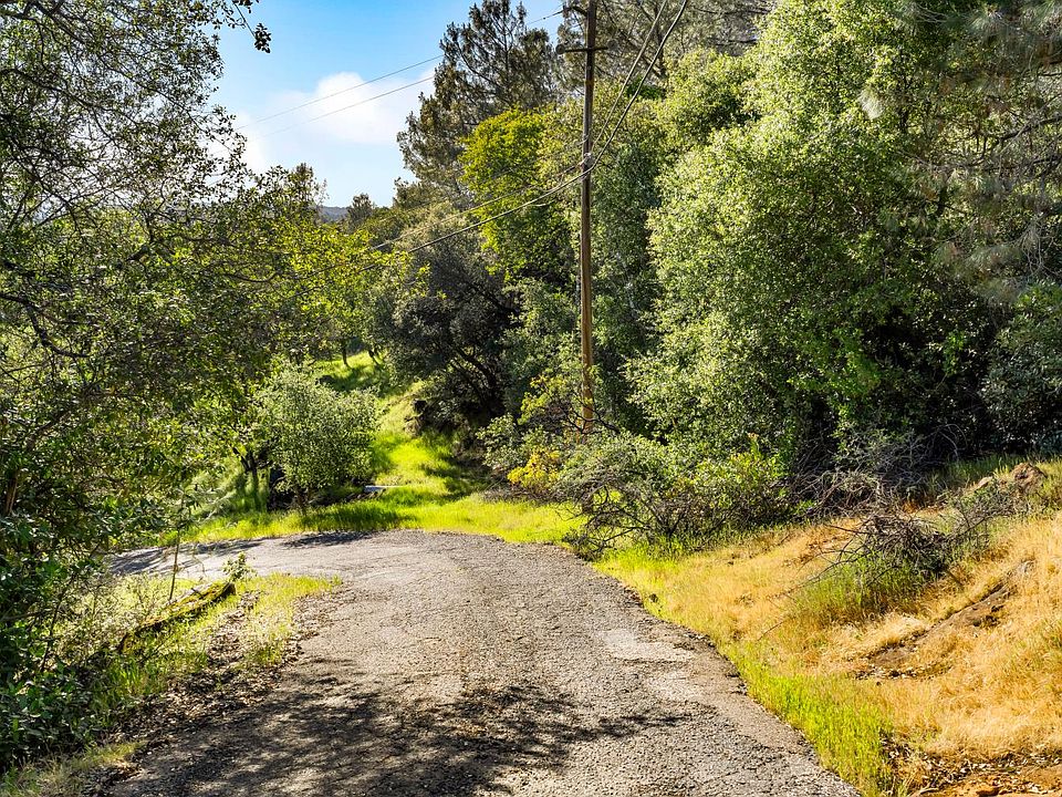 1st image of Iron Mine Rd