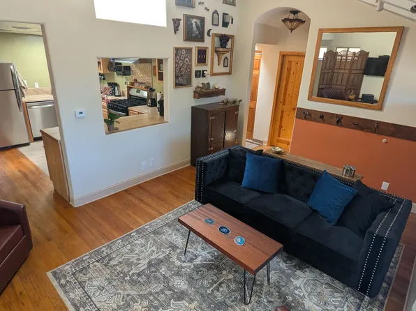 712 Calle Grillo APT C, Santa Fe, NM 87505