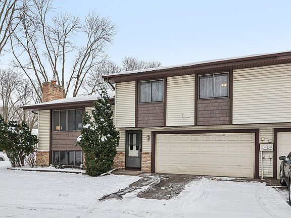 4th image of 3806 Brookdale Cir N