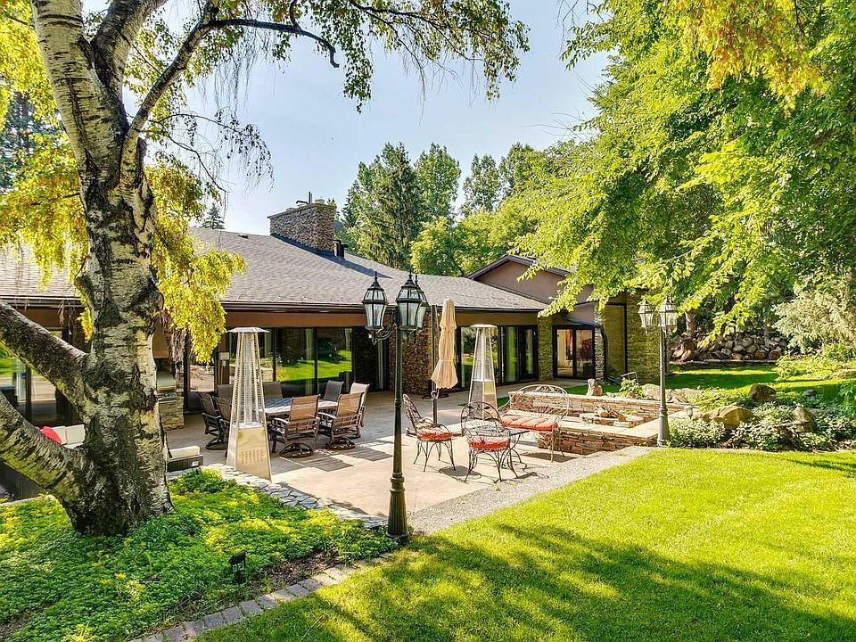 1st image of 40 Eagle Ridge Pl SW