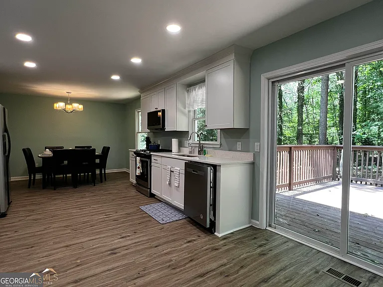 208 Swanson Rdg — Photo 12