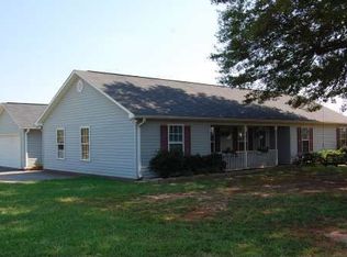 110 Austin Place Dr, Boiling Springs, SC 29316